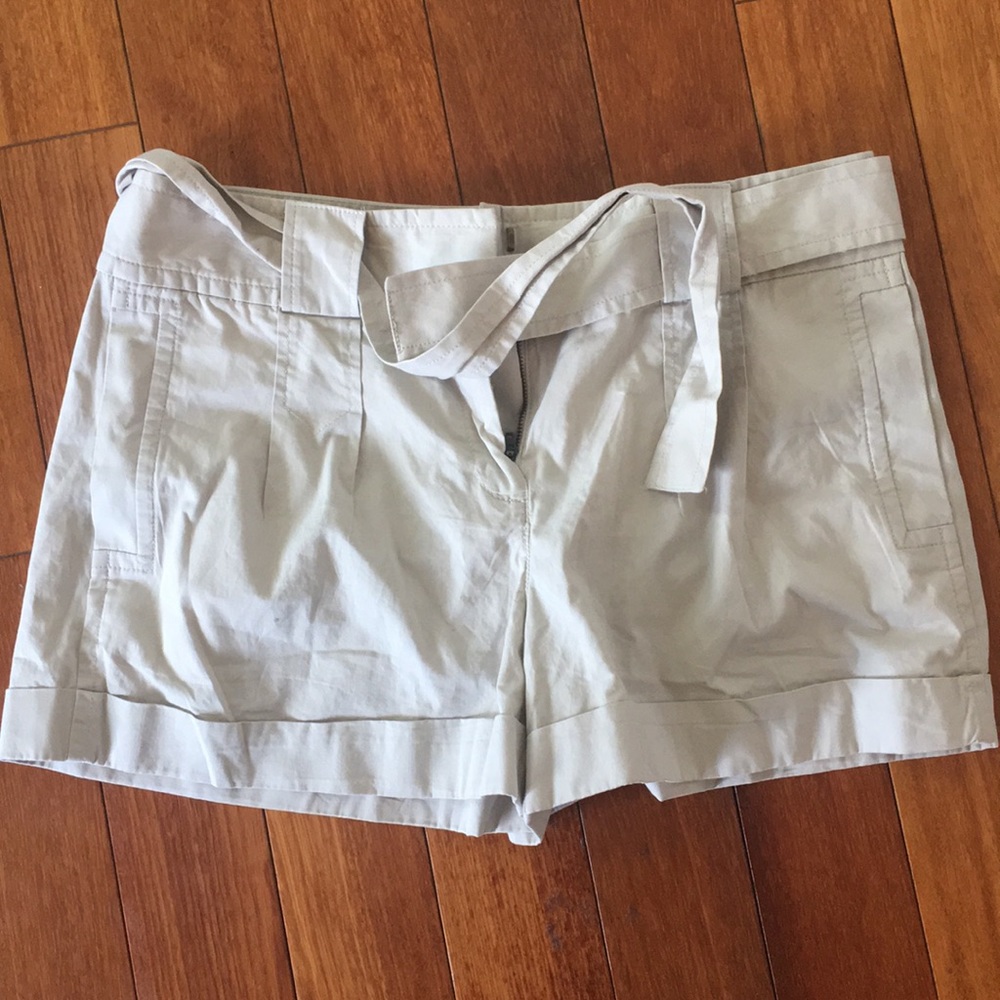 🍋 5 for $25 LC by Lauren Conrad Khakis.